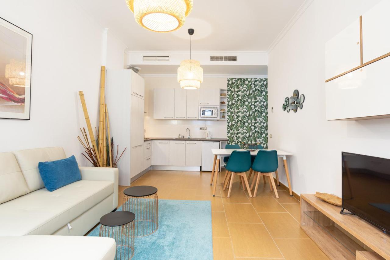 Dobo Malaga Puerto Apartment Exterior photo